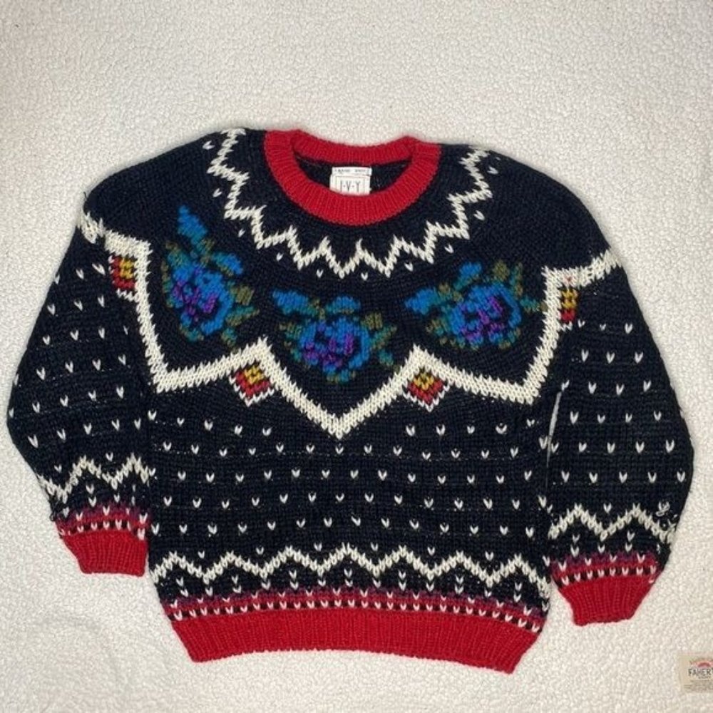 Vintage IVY Hand Knitted Winter Wonderland Sweater: Size Large
